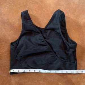 Ingrid and Isabel maternity bralette euc black large